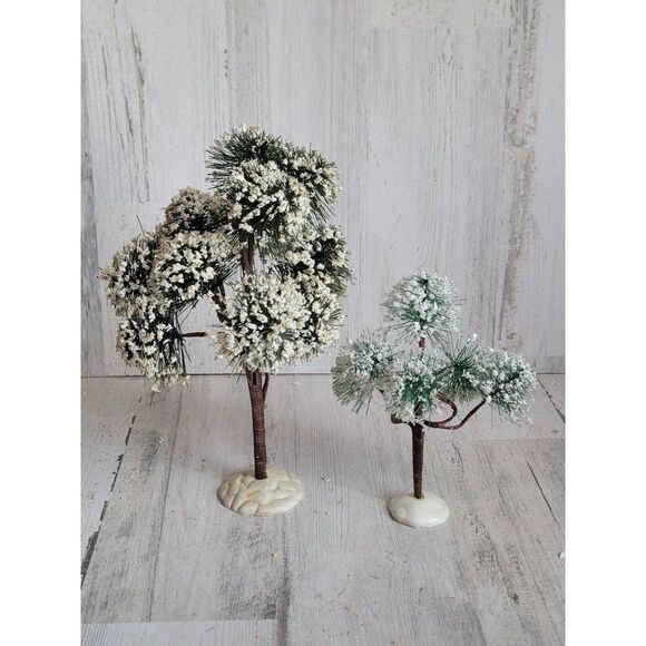 Lemax Jack pine flocked snow tree Village accessory xmas set - Picture 1 of 11